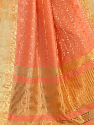 gold bordered handloom saree with blouse - 17764824 - Standard Image - 4