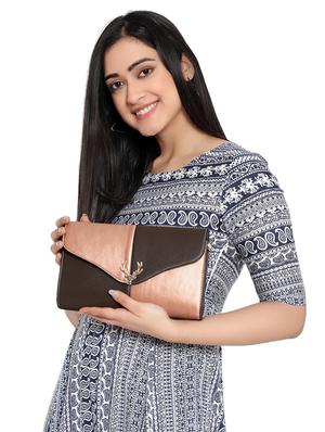 brown leatherette (pu) messenger handbag - 17765520 - Standard Image - 6
