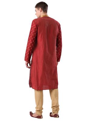 maroon embroidered long kurta - 17766619 - Standard Image - 3