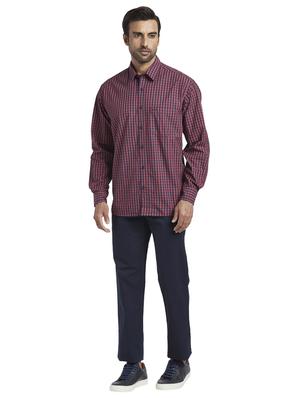 red checkered casual shirt - 17766664 - Standard Image - 4