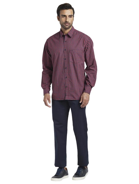 red checkered casual shirt - 17766664 - Zoom Image - 4