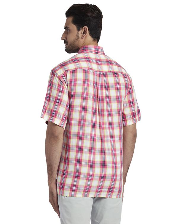 pink checkered casual shirt - 17766701 - Zoom Image - 3