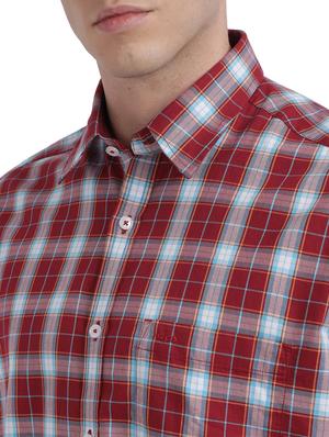 red checkered casual shirt - 17766735 - Standard Image - 5