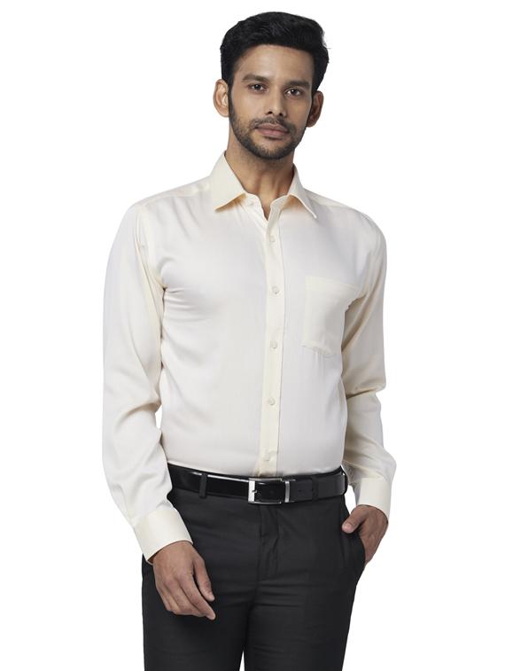 off white solid formal shirt - 17767022 - Zoom Image - 1