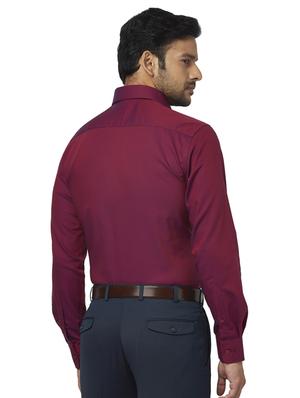 maroon self design formal shirt - 17767030 - Standard Image - 3