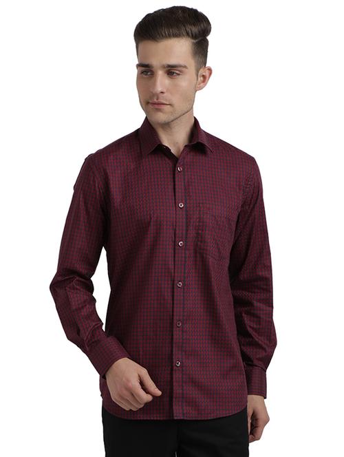maroon checkered casual shirt - 17767070 - Standard Image - 1