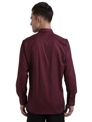 maroon checkered casual shirt - 17767070 - Standard Image - 3