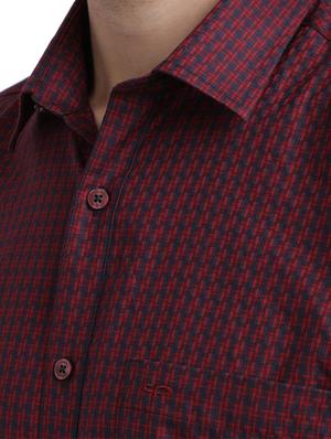 maroon checkered casual shirt - 17767070 - Standard Image - 5