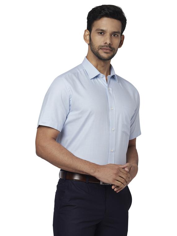 blue solid formal shirt - 17767096 - Zoom Image - 2