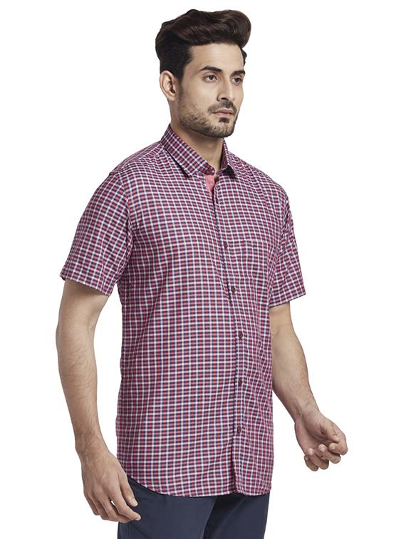 red checkered casual shirt - 17767216 - Zoom Image - 2