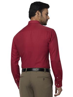 red solid formal shirt - 17767381 - Standard Image - 3