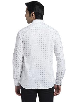white printed casual shirt - 17767857 - Standard Image - 4