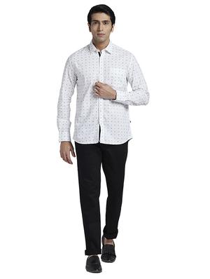 white printed casual shirt - 17767857 - Standard Image - 5