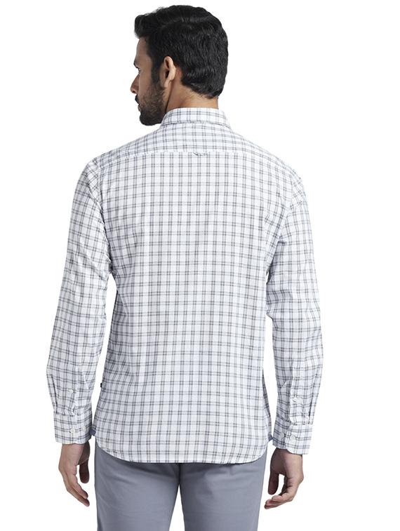 white checkered casual shirt - 17767860 - Zoom Image - 4