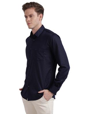 navy blue checkered casual shirt - 17768059 - Standard Image - 3
