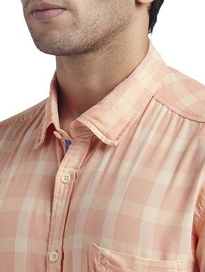 peach checkered casual shirt - 17768156 - Standard Image - 5