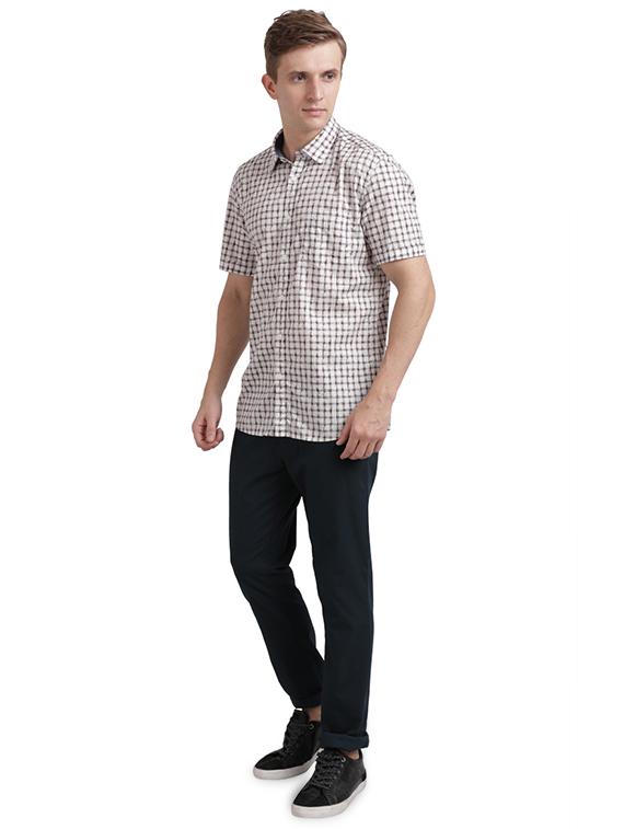 off white checkered casual shirt - 17768188 - Zoom Image - 4