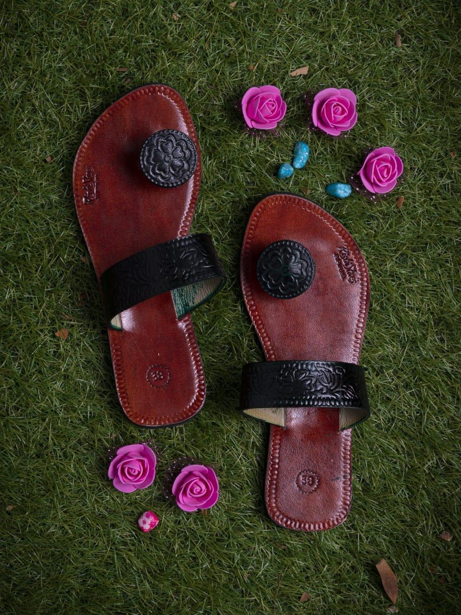 women leather footwear - 17771043 - Zoom Image - 1