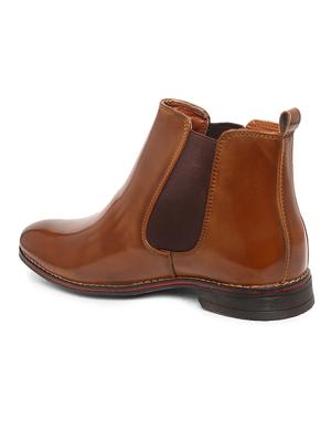brown leather hiking boots - 17771842 - Standard Image - 4