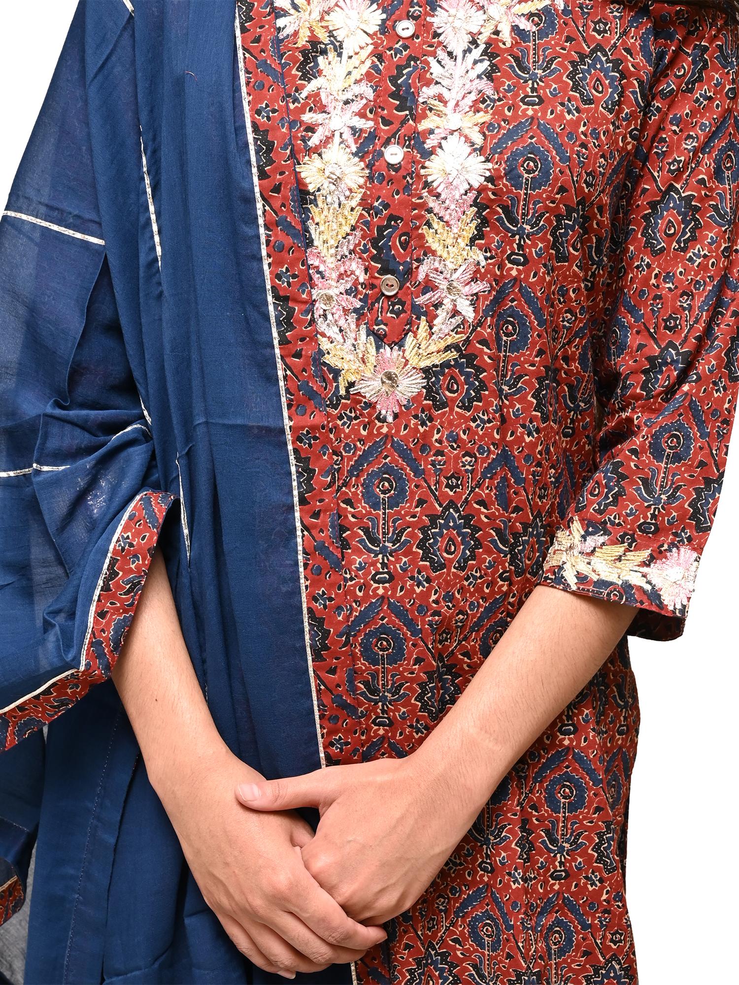 kurta pant dupatta set - 17775085 - Zoom Image - 3