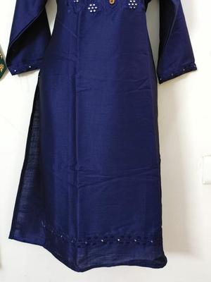 silk - 17775177 - Standard Image - 3
