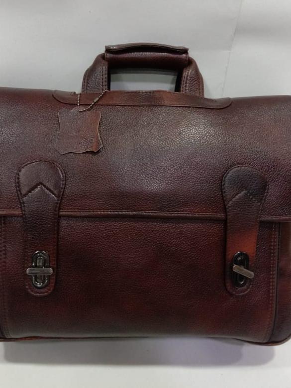 leather bags - 17775534 - Zoom Image - 1