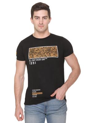 set of 2 multi colored printed t-shirts - 17775721 - Standard Image - 5