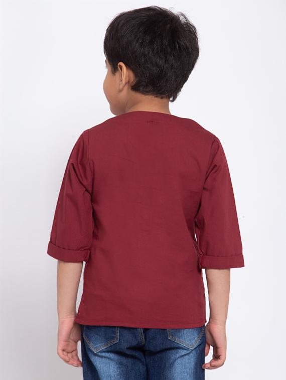 round neck solid kurta - 17776742 - Zoom Image - 3