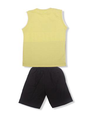 graphic printed shorts set - 17777700 - Standard Image - 2