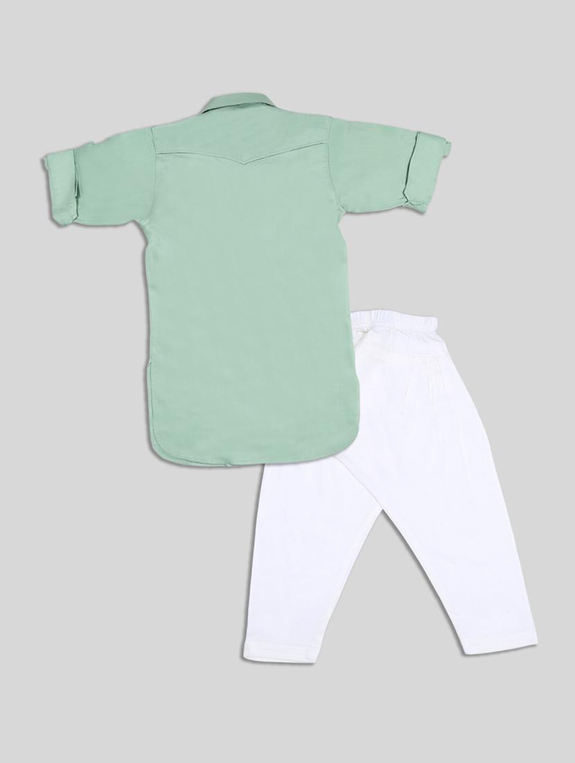 green solid kurta set - 17782803 - Zoom Image - 2