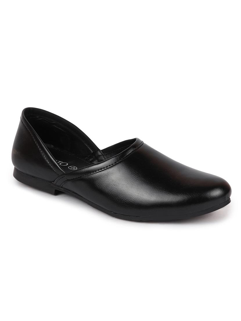 black pu slip on jutis - 17784311 - Zoom Image - 1