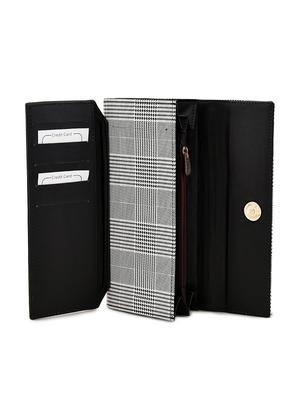 black leatherette pu regular wallet - 17790427 - Standard Image - 4