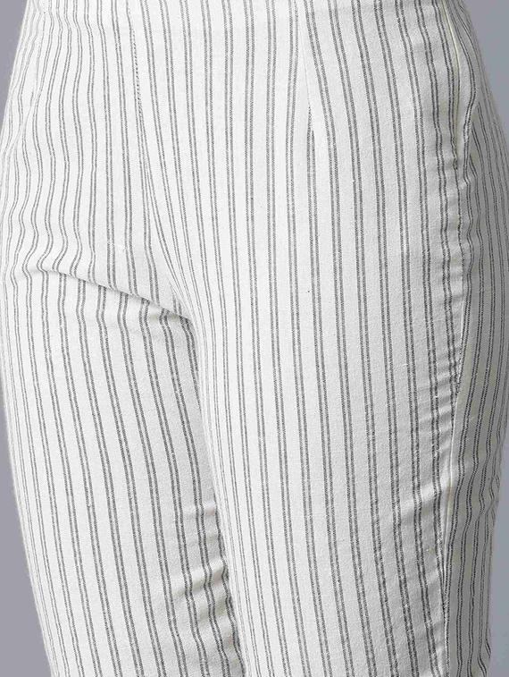 mid rise flat front trouser - 17790724 - Zoom Image - 5