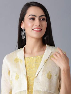 printed straight kurta with jacket - 17791126 - Standard Image - 4
