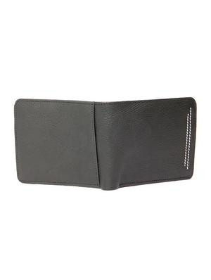 green leather wallet - 17791518 -  Standard Image - 1