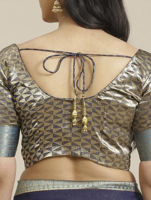 self design woven saree with blouse - 17792110 - Standard Image - 4