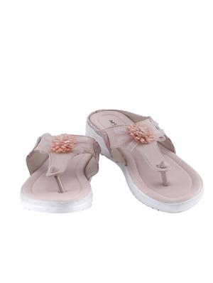 pink leather flat - 17792329 - Standard Image - 4