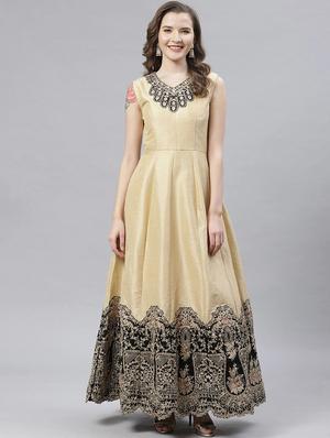 embroidered unstitched suit set - 17792751 - Standard Image - 4