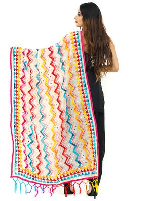 white chanderi phulkari dupatta - 17796032 - Standard Image - 3