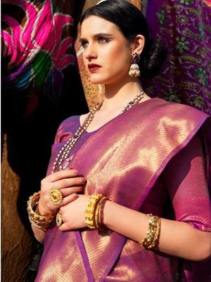 purple color kanjeevaram silk saree for - 17809433 - Standard Image - 2