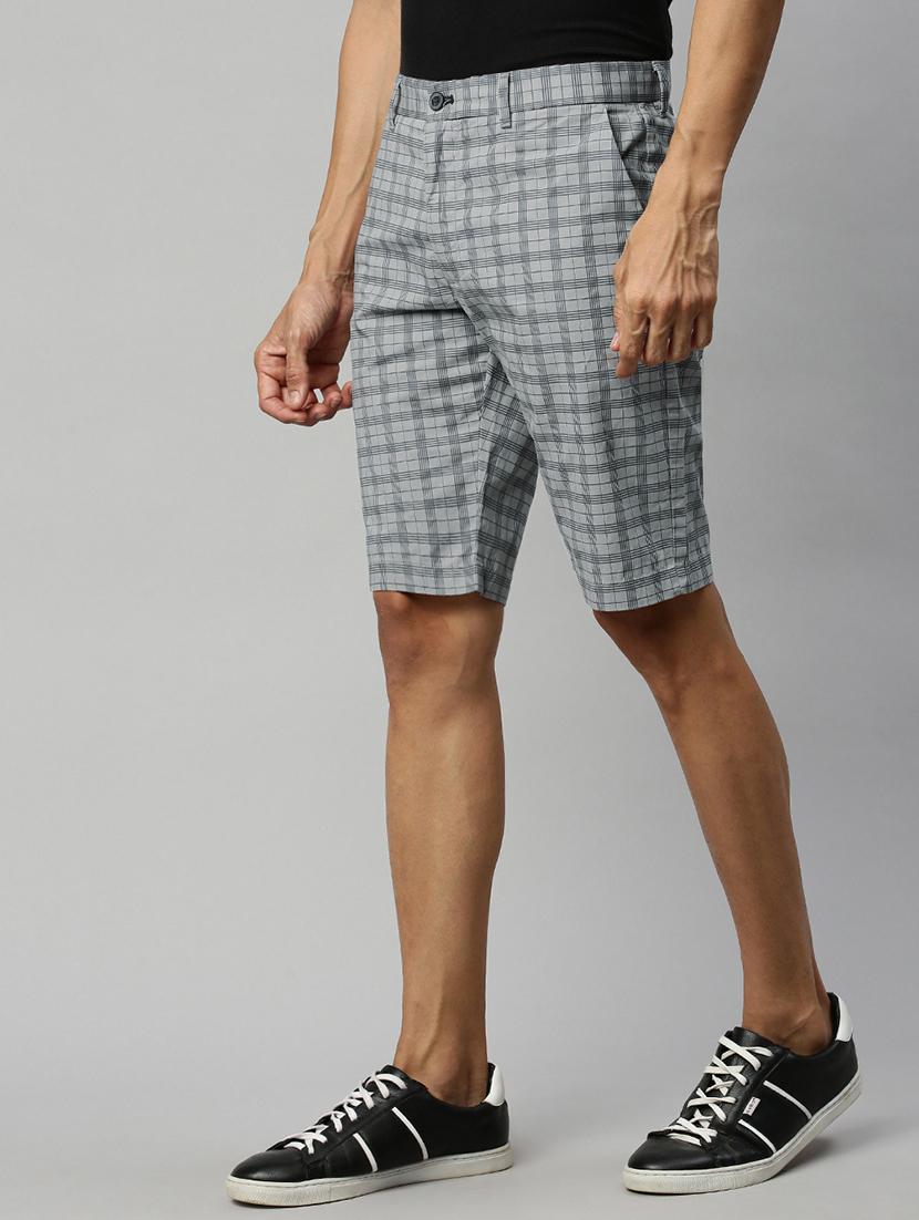 grey checkered bermuda shorts - 17809670 - Zoom Image - 2