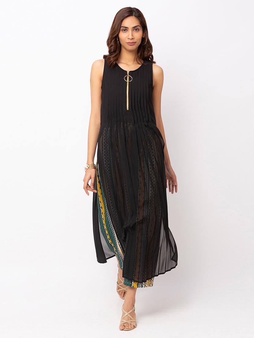 black solid pleated straight kurta - 17814513 - Zoom Image - 1
