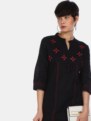 embroidered straight kurta - 17818644 - Standard Image - 4
