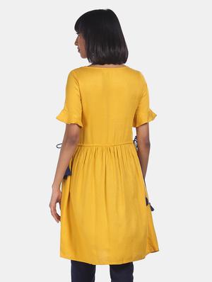 embroidered flared kurta - 17818678 - Standard Image - 3