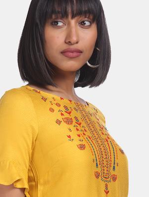 embroidered flared kurta - 17818678 - Standard Image - 5