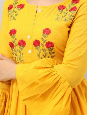 bell sleeves flared kurta - 17819625 - Standard Image - 4