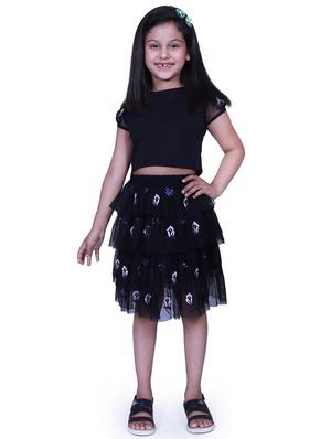 black solid skirt & top set - 17819930 - Standard Image - 4