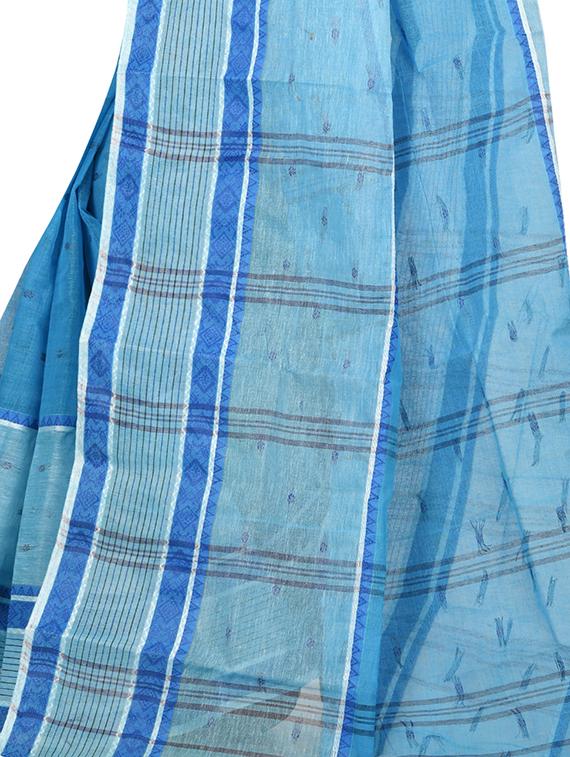 blue cotton tant saree - 17820408 - Zoom Image - 3