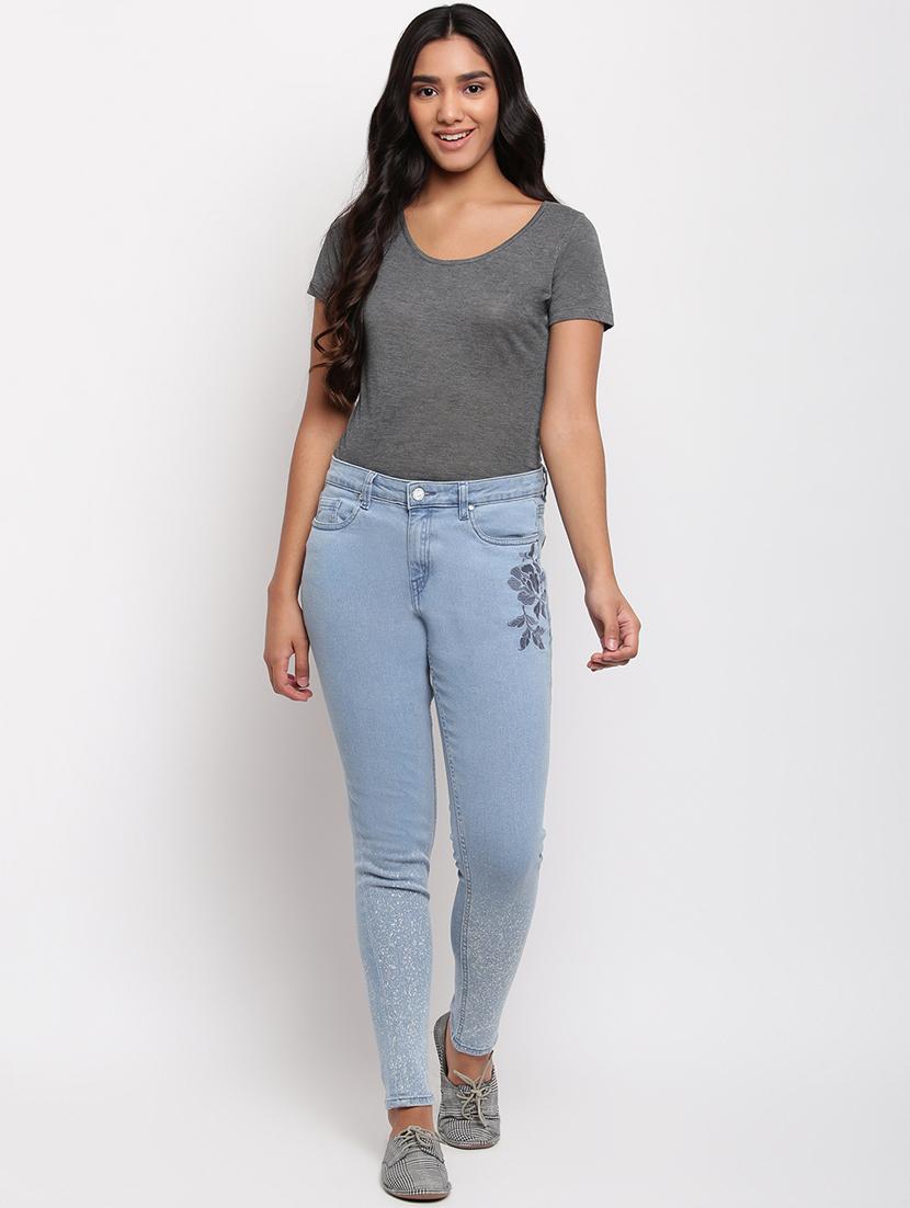 mid rise stone washed jean - 17822443 - Zoom Image - 4