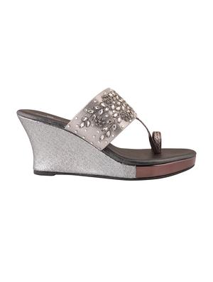 womens slippers - 17822761 - Standard Image - 2